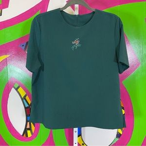 G.W. Division of Graff Petite. Vintage Blouse, Size Large. In excellent cond!